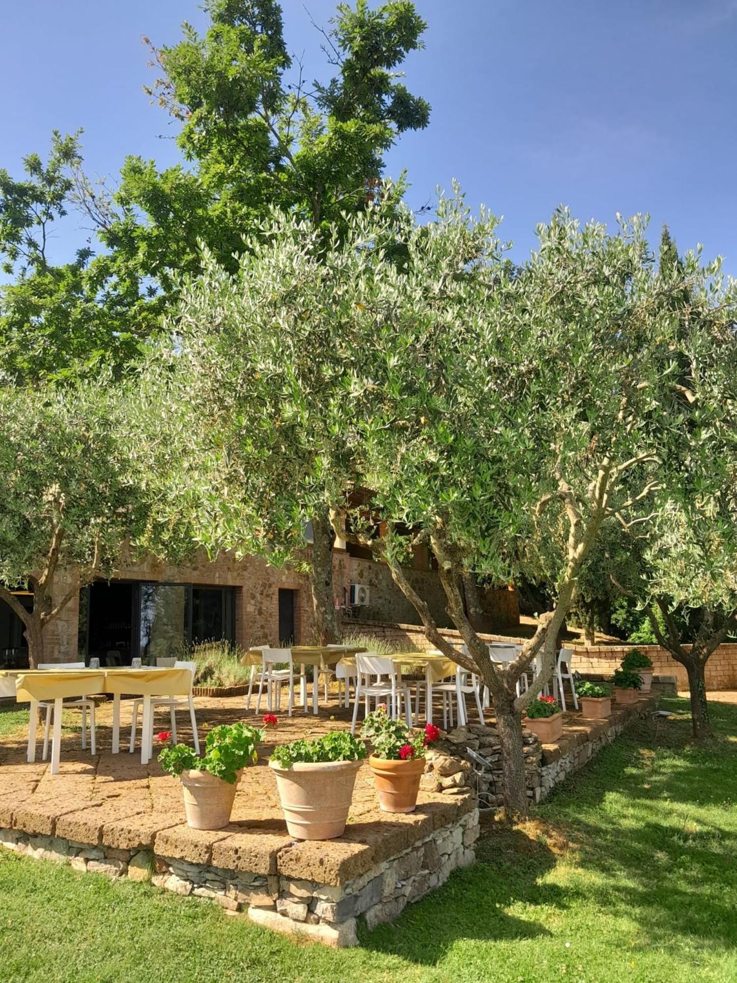 Villa Le Polle Di Meletro Chianni Exterior photo